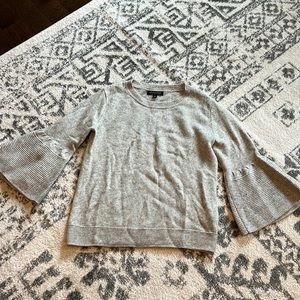 Banana Republic Grey Italian Wool Crewneck Bell Sleeve Sweater Sz Small